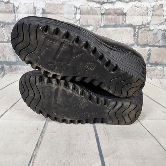 Fly London YAZ Leather Wedge Pump Black Size 38 Slip On Comfort - Picture 13 of 15